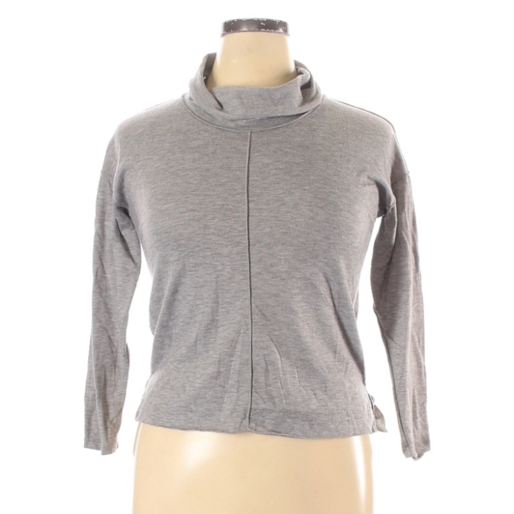 H.I.P. Grey cowl neck long sleeve shirt size XL EUC